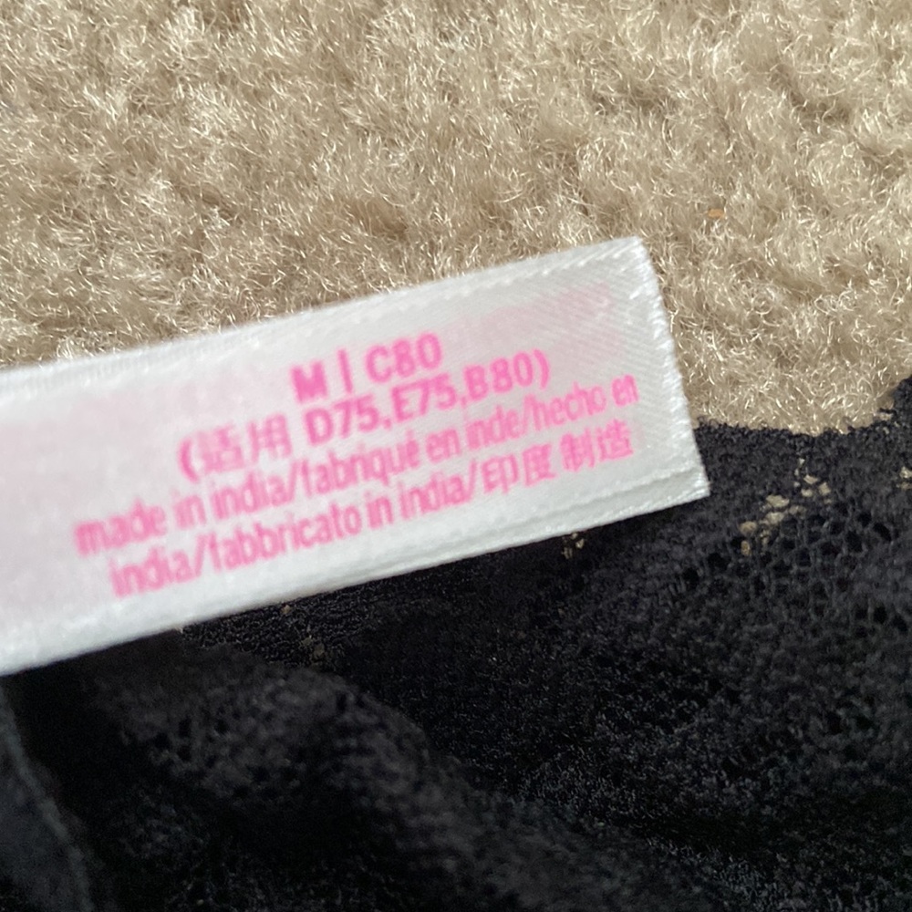 Pink halter Lace bralette - Picture 6 of 7